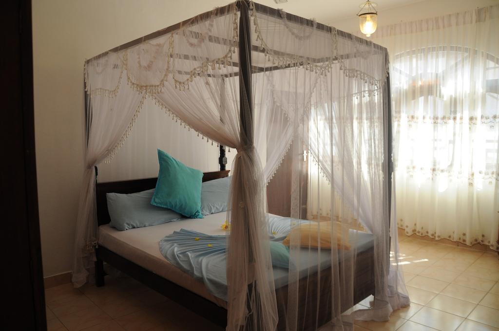 Thenu Rest Guest House Galle Pokoj fotografie